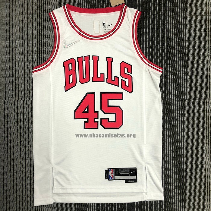 Camiseta Chicago Bulls Michael Jordan NO 45 Association 2021 Blanco